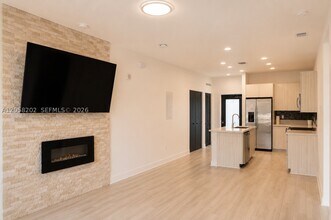Building Photo - 4740 NW 84th Ct