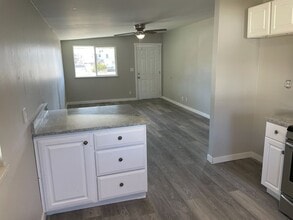 Building Photo - 504 E 1100 N