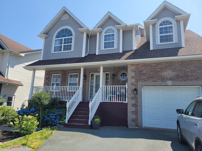 Building Photo - 262 Starboard Dr