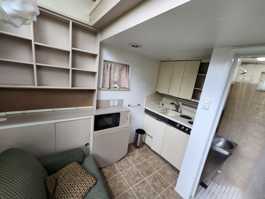 Primary Photo - Tiny Home near U-Med