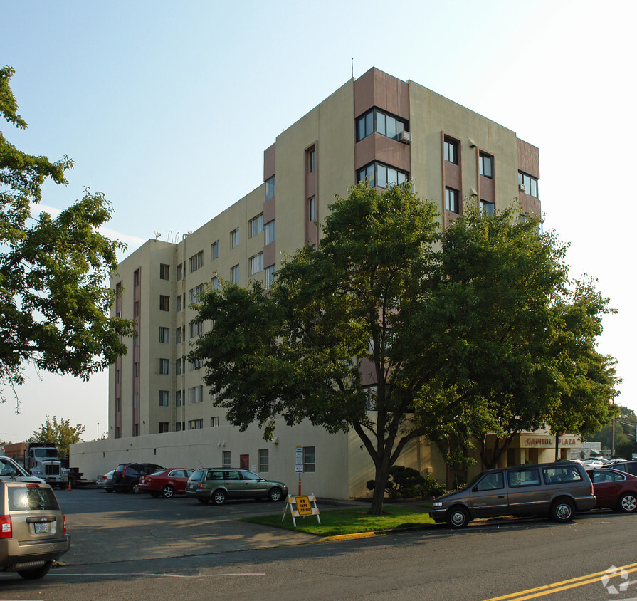 Building Photo - Capitol Plaza