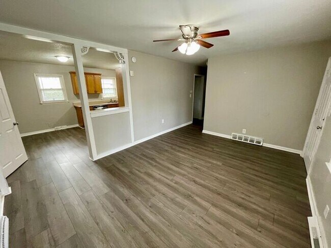 Foto del edificio - Charming 2 Bedroom / 1 Bathroom Home in Ka...