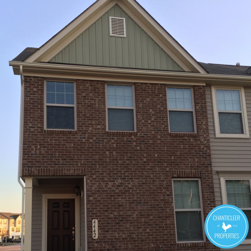 Foto principal - 4442 Hillsgrove Rd