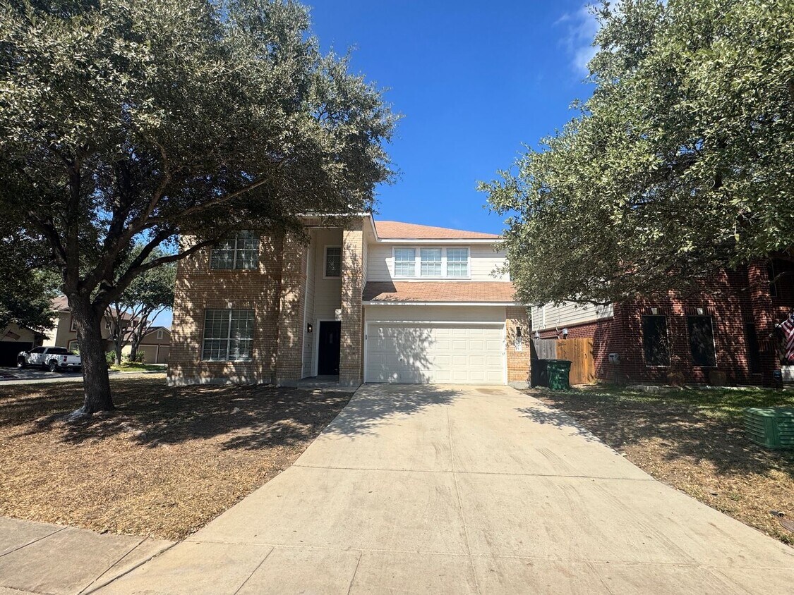 Primary Photo - Move-In Ready Family Home in North San Antonio