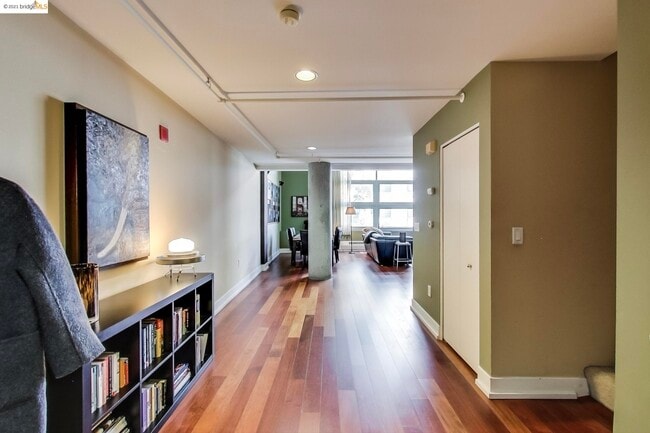 Foto del edificio - 311 Oak St