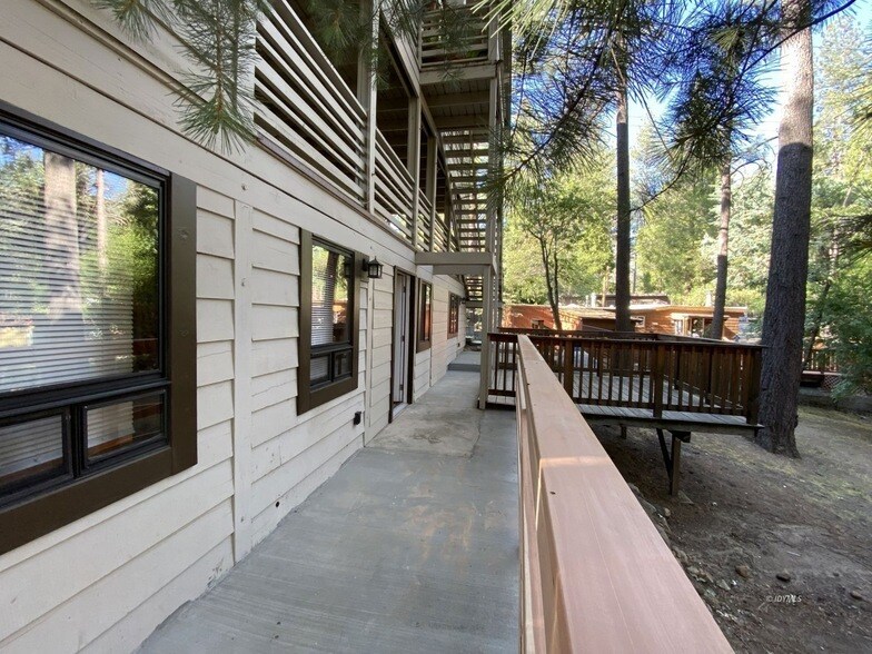 Foto principal - 54141 Pine Crest Ave