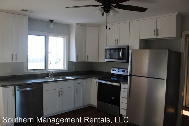 Foto del edificio - 3 br, 2 bath House - 83 New Park Rd