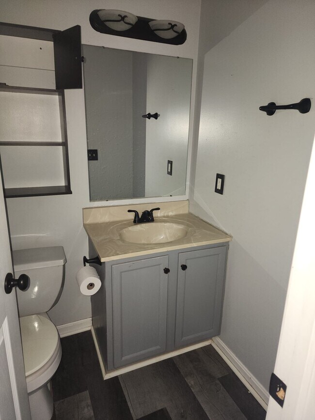 Foto del edificio - 5514 Hideaway Dr