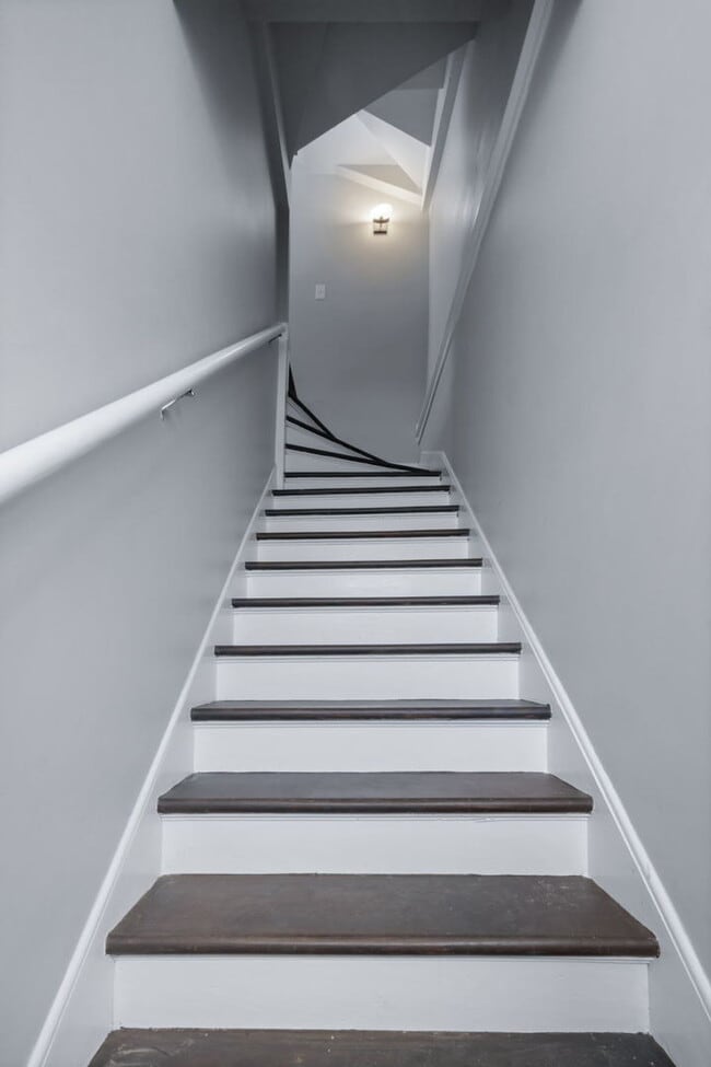 Foto del edificio - 1644 N Hermitage Ave