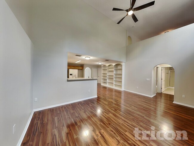 Foto del edificio - 76589 Longleaf Loop