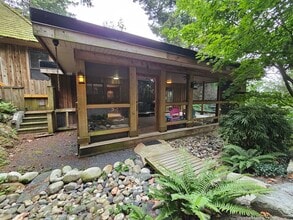 Building Photo - 43059 Old Orchard Rd