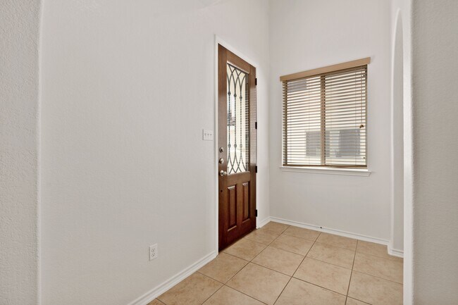 Foto del edificio - 4219 Woodbridge Way