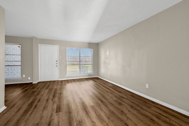 Interior Photo - Hickory Apartments