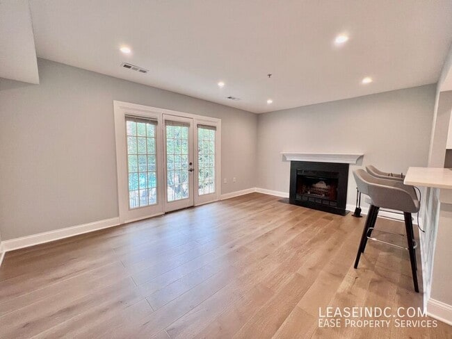 Foto del edificio - 3623 38th St NW