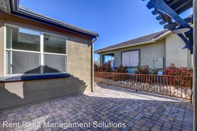 Building Photo - 2 br, 2 bath House - 1263 Pebble Springs