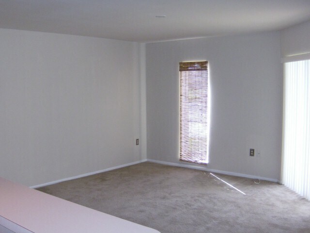 Foto del edificio - PALM LAKE VILLAS