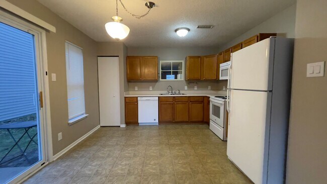 Foto del edificio - 3 Bedroom 2.5 Bath House