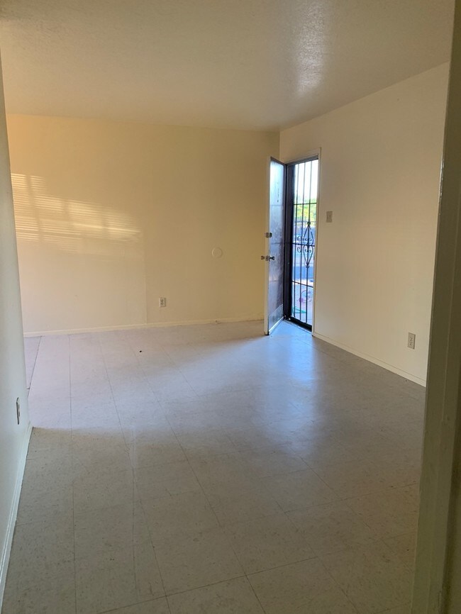 Foto del edificio - 348 Charleston St SE