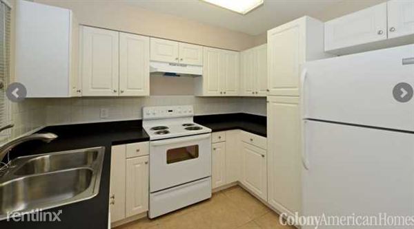 Building Photo - 104 Circle Hill Dr