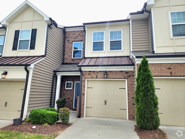 Building Photo - 1209 Fitchie Pl