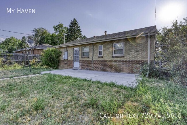Building Photo - Charming 3 bedroom in North Park Hill