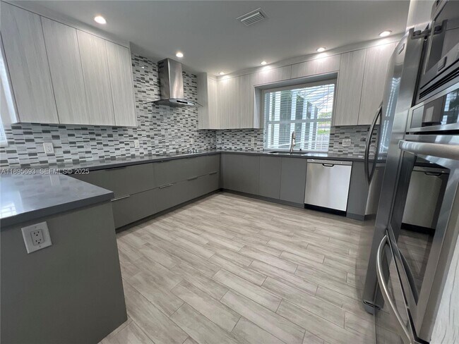 Foto del edificio - 1405 N 46th Ave