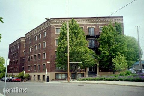 Foto principal - 253 N Broadway St