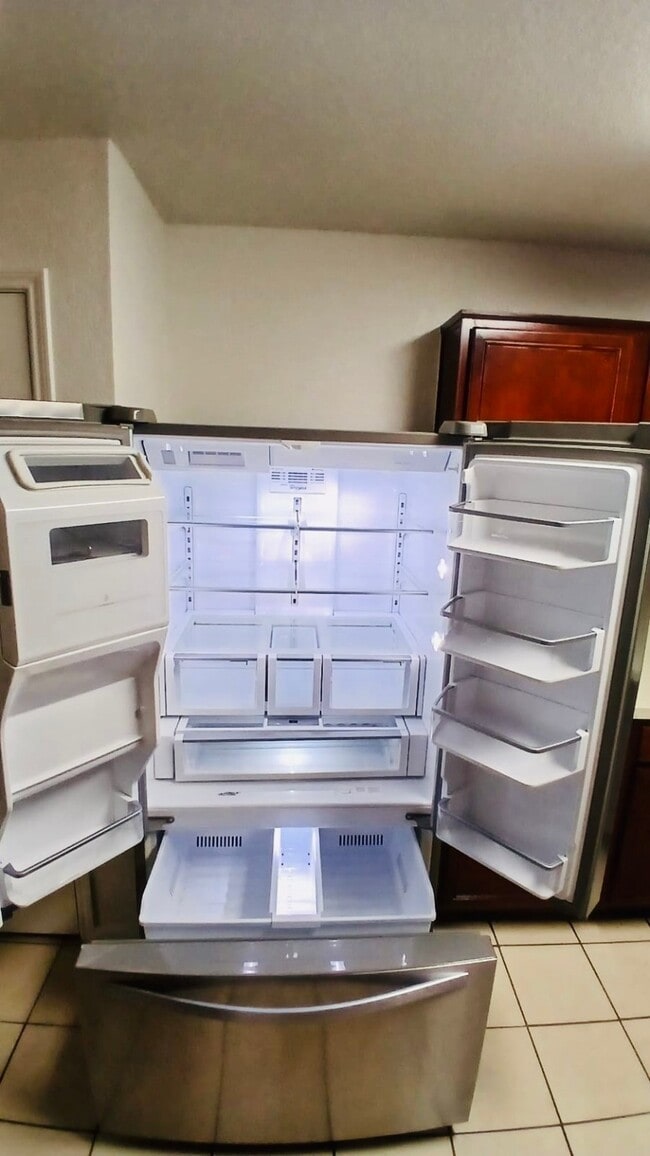 Building Photo - 13126 Bentcrest Ct