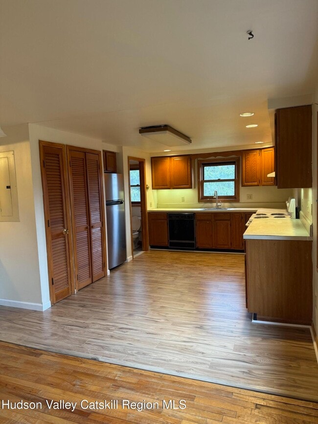 Foto del edificio - 274 N Rd