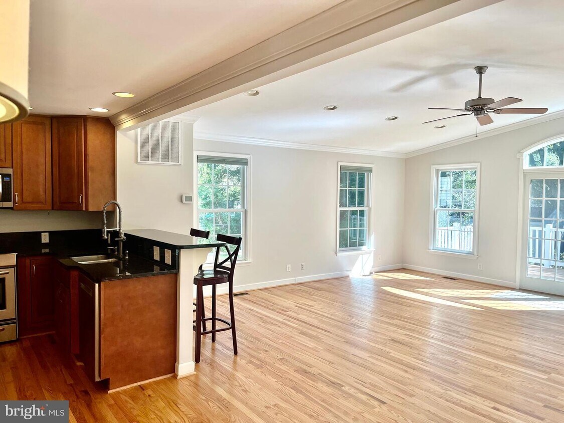 9 Wainwright Dr, Annapolis, MD 21401 House Rental in Annapolis, MD