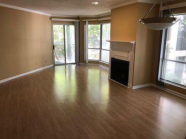 Foto principal - 209 14th St NE