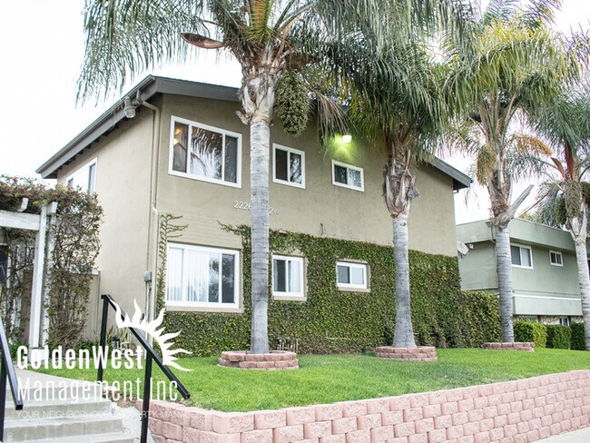 Foto del edificio - 2222 Grand Ave