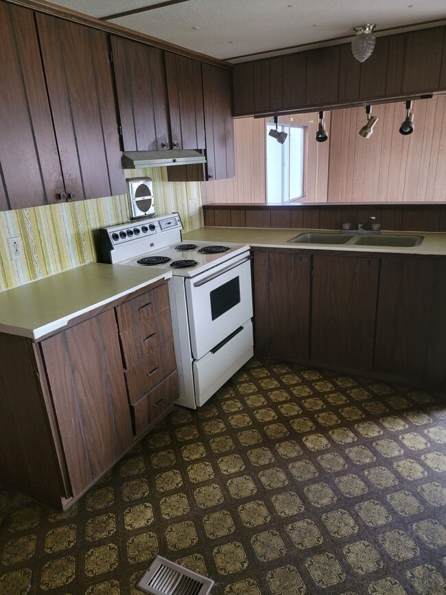 Foto del edificio - Small 2 bed MH