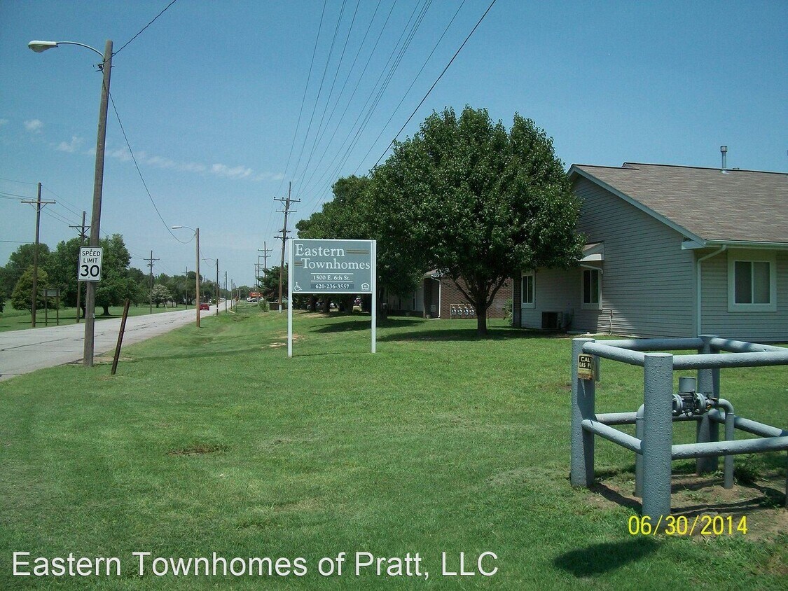 Primary Photo - 1500 E 6th St