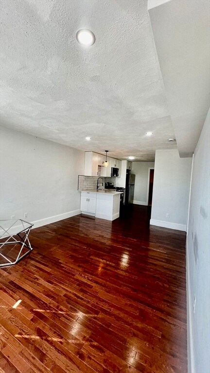 Foto del edificio - 397 Chelsea St