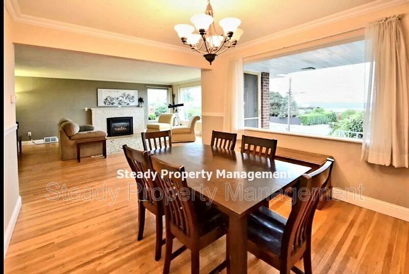 Primary Photo - 1227 S Jackson Ave