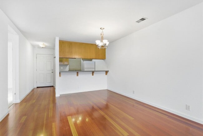 Building Photo - 514-518 10th Street