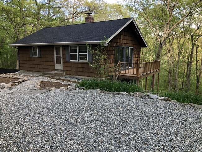 Building Photo - 120 Miller Rd