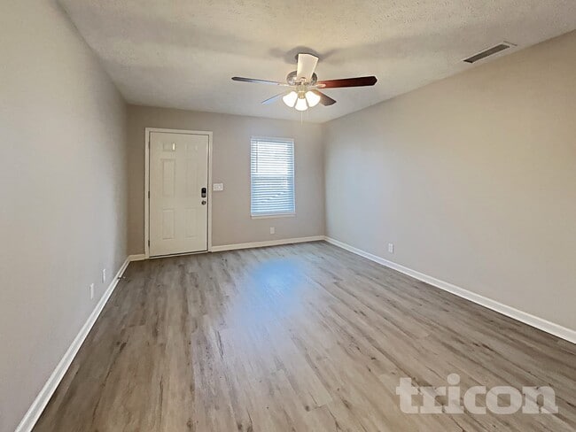 Building Photo - 257 Indian Park Dr