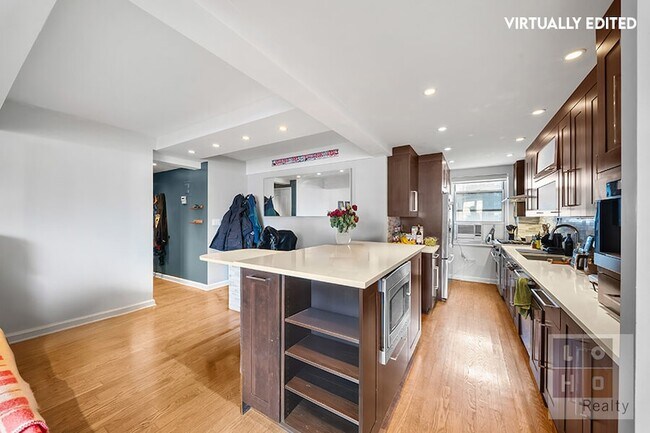 Foto del edificio - 530 Grand St