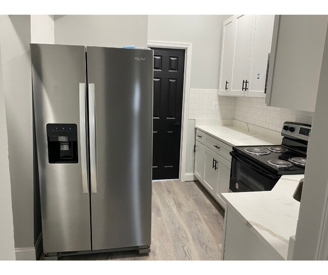 Foto del edificio - 837 N Fulton Ave