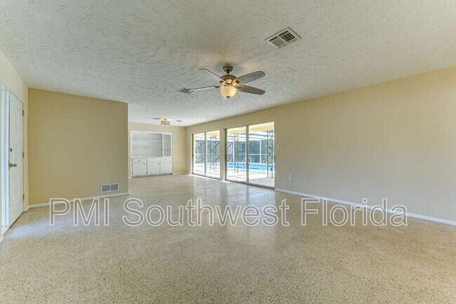 Foto del edificio - 2840 Webber St