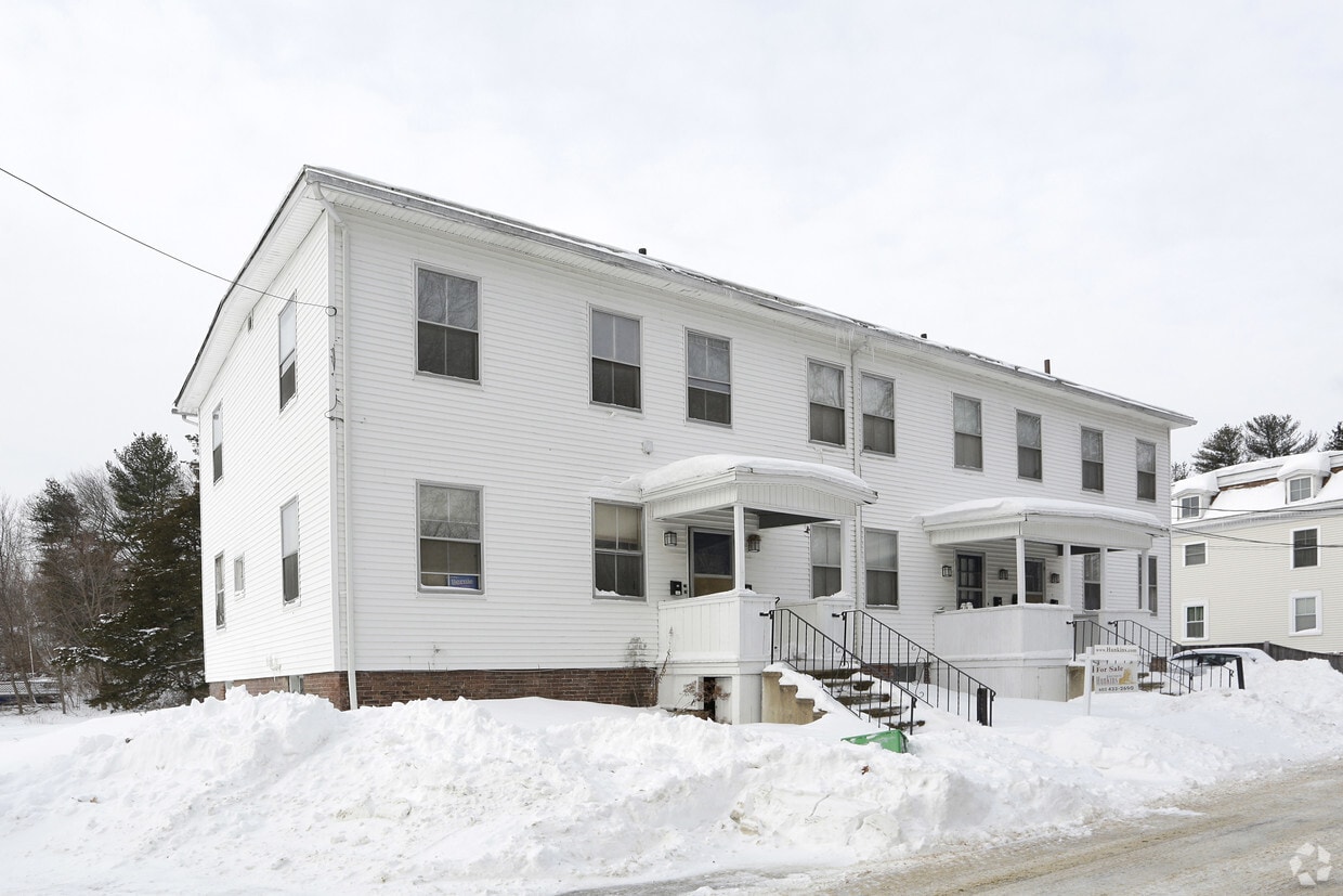 Foto principal - 15-19 Snows Ct