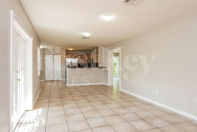 Building Photo - 9050 SW 157th Pl