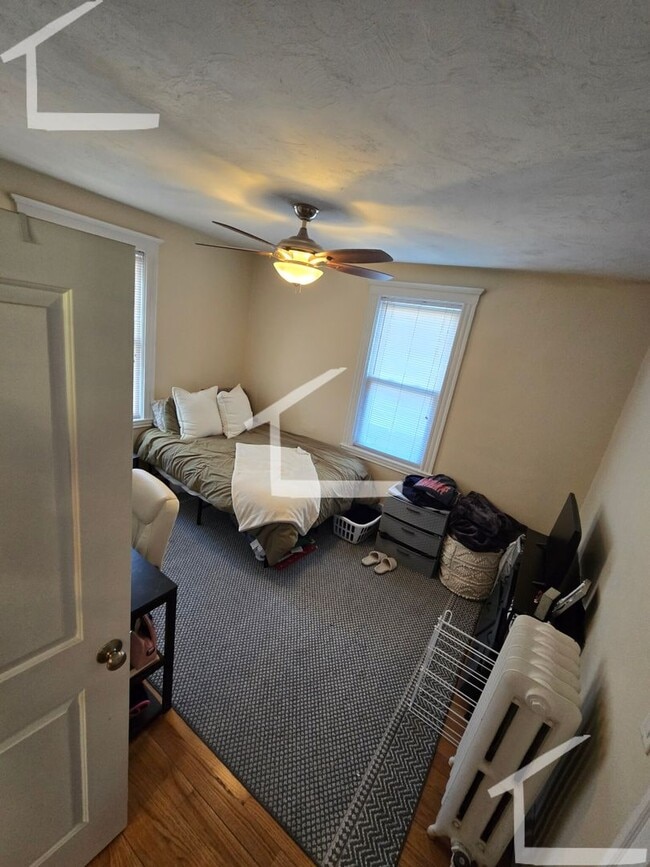 Building Photo - 60 Atkins St