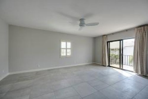 Building Photo - 2679 S Ocean Blvd