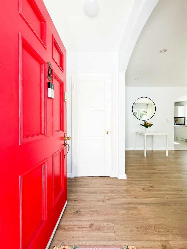 Foto del edificio - Charming Stand-Alone Home in El Sereno