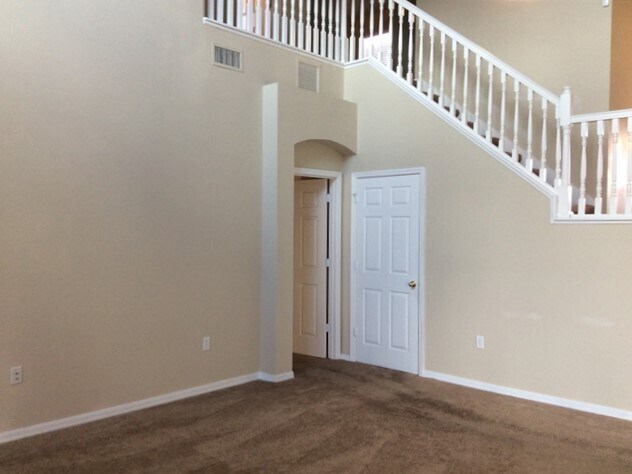 Building Photo - 320 Snook Way