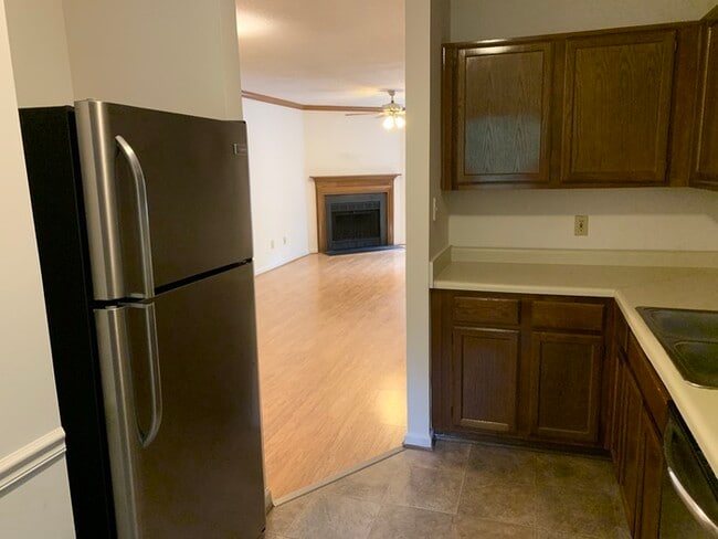 Building Photo - 121 Winners Cir