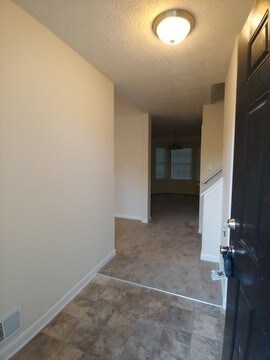 Foto del edificio - 4223 Sheppard Crossing Way